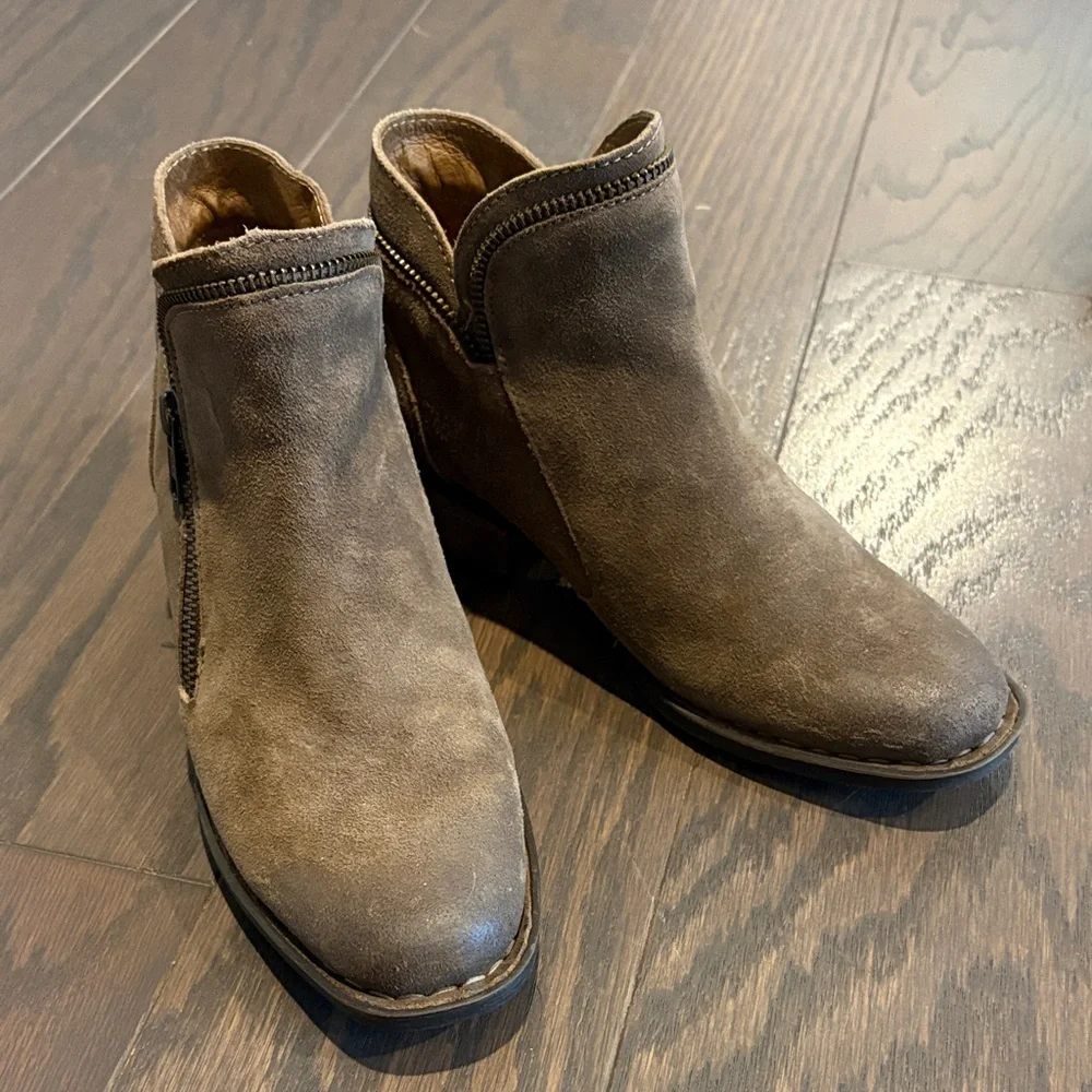 New.   Born Women's Brown Suede Ankle Booties with Side Zip